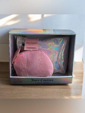 NEW Juicy Couture 2 Piece Travel Cosmetic Bag Gift Set Travel Bottle Pink Silver